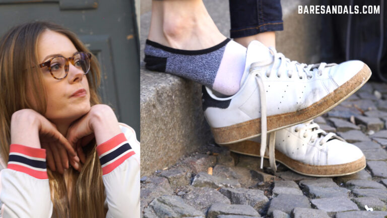 Selena play in socks and sneakers - Update 12038 HD