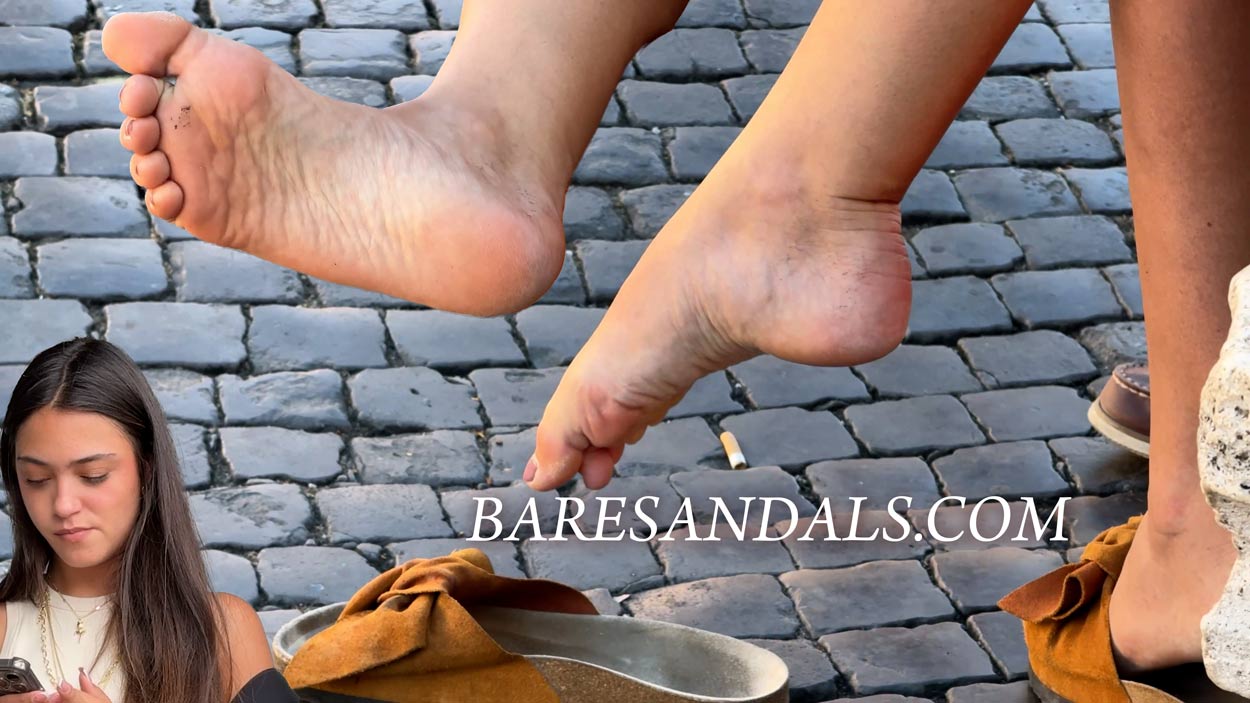 26096 – Curling sole over Birkenstock style sandals